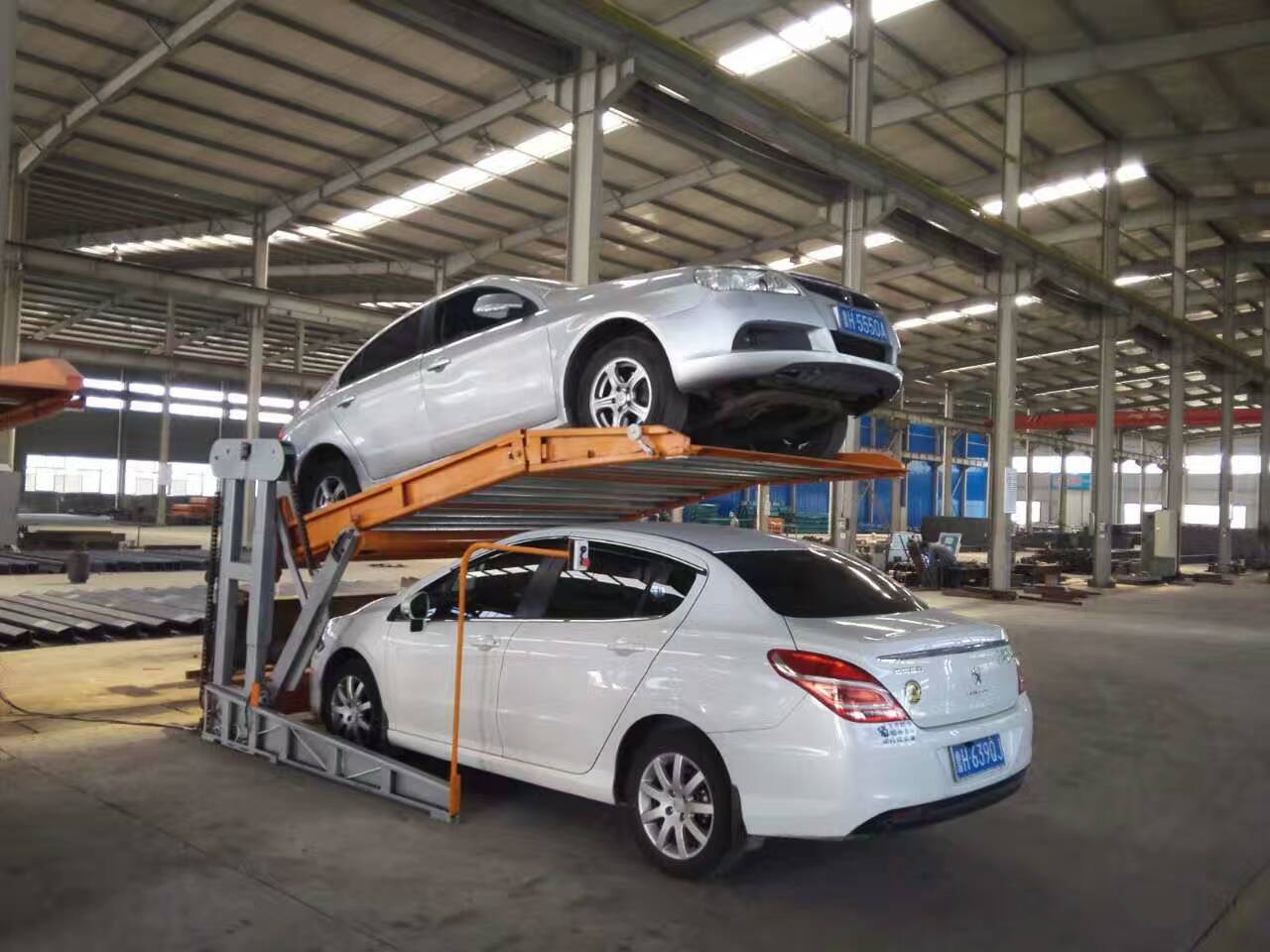 汽車舉升機